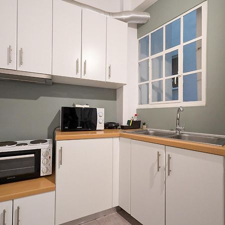 Spacious Apt For 5 Guests Next To Acropolis&Metro Афины Экстерьер фото