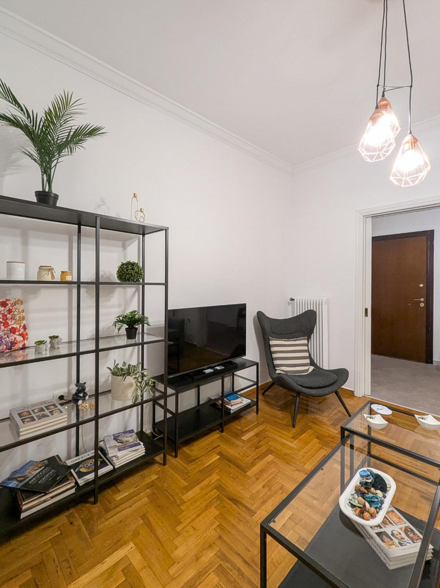 Spacious Apt For 5 Guests Next To Acropolis&Metro Афины Экстерьер фото
