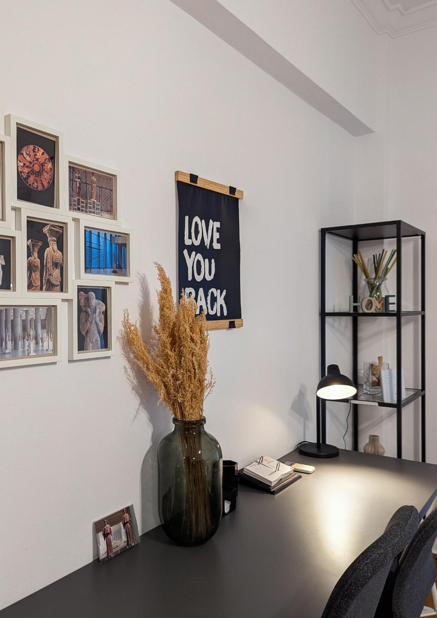 Spacious Apt For 5 Guests Next To Acropolis&Metro Афины Экстерьер фото